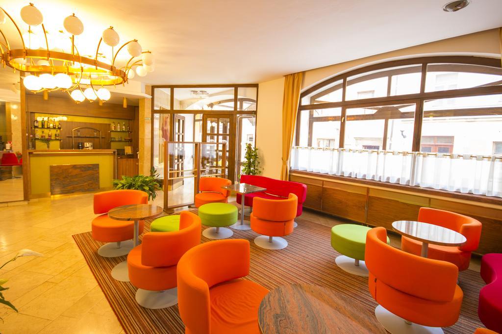 Grandhotel Garni Jihlava Bagian luar foto