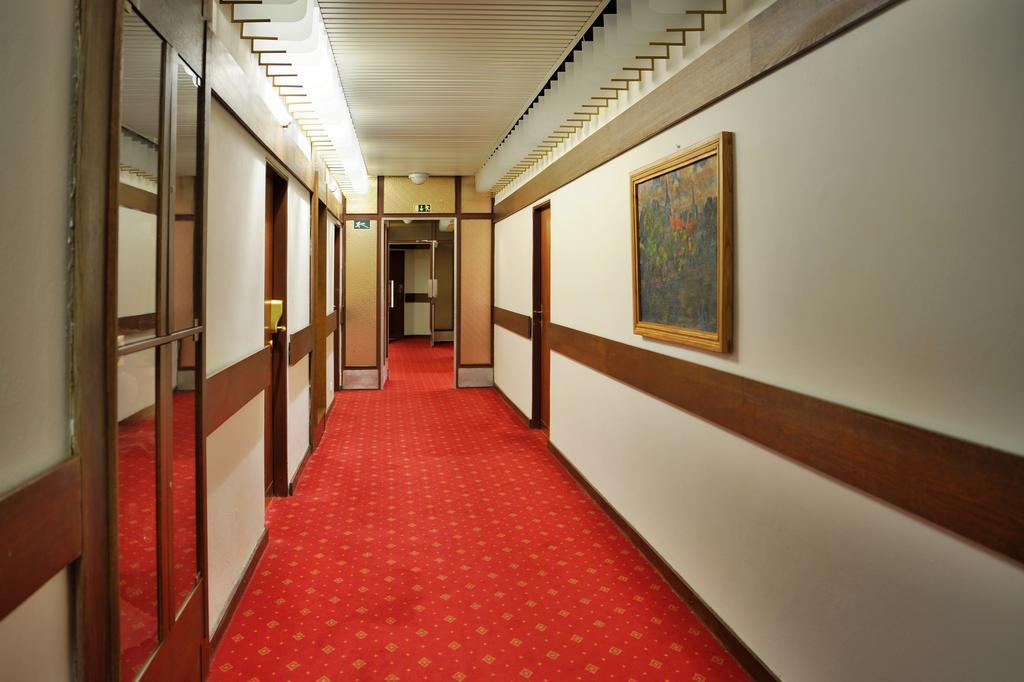 Grandhotel Garni Jihlava Bagian luar foto